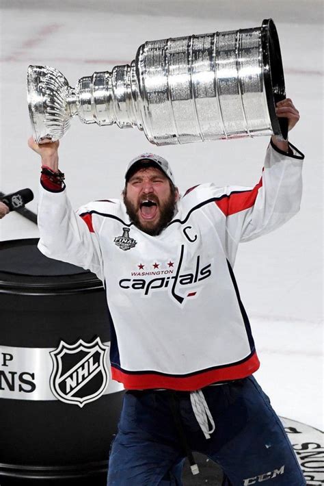 Alexander Ovechkin has finally won the Stanley Cup! - Pictolic