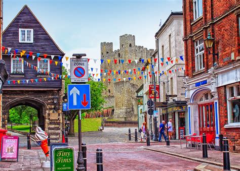 Rochester Castle, Kent, England | Rochester Castle stands on… | Flickr