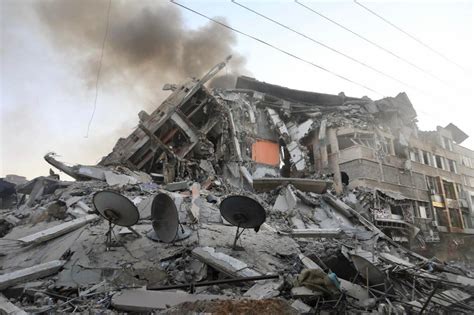 Israeli air strikes in Gaza | MSF Humanitarian Aid