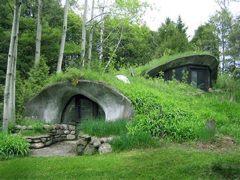 Underground homes, or earthen homes, have extreme benefits over above ground housing across the ...