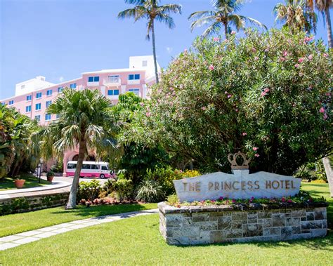 The Ultimate Hamilton Princess Hotel Bermuda Review - Style Charade