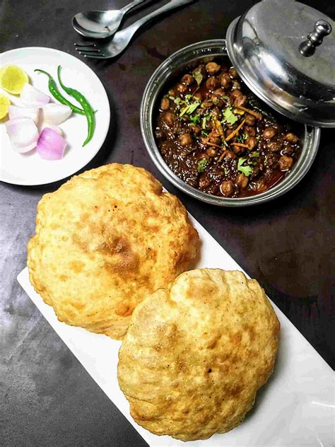 Chole bhature recipe - hassanchef restaurant style recipes