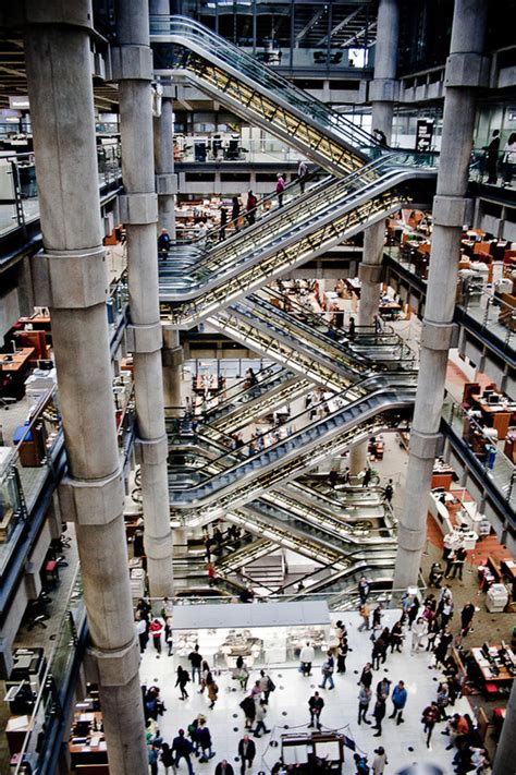 Architecture Classics: Lloyd's of London Building / Richard Rogers ...