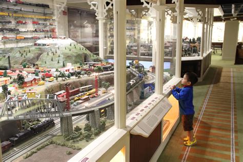 The National Toy Train Museum - the Roarbotsthe Roarbots