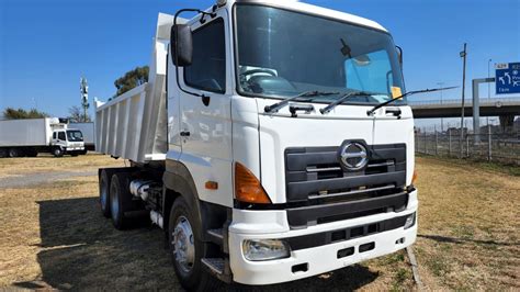 2004 Hino 700 Profia 10 Cube Tipper Tipper trucks for sale in Gauteng ...