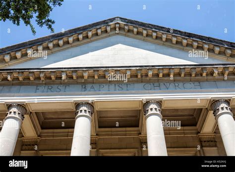 Savannah greek revival architecture hi-res stock photography and images - Alamy