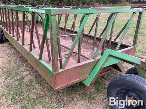 Phoenix Portable Hay Feeder BigIron Auctions