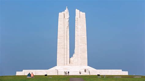 Canadian War Memorials in Europe - AMA