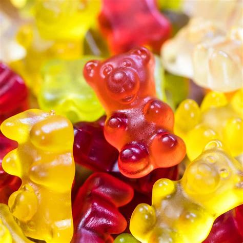 7 Gelatin-Free Gummies to Try If You’re Looking for Ethical Gummy Bears | Tüte basteln, Haribo ...