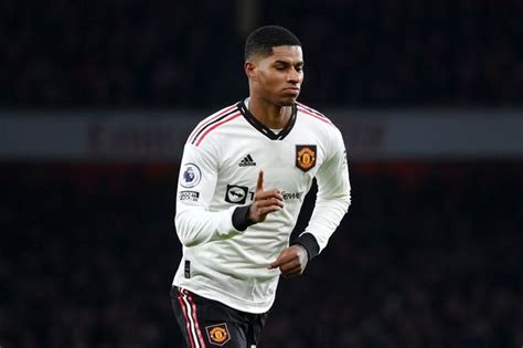 'World-class!' - Manchester United fans go wild after Marcus Rashford ...