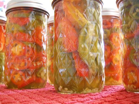 Rich Ideas: SEPTEMBER- Canning Jalapeno Peppers