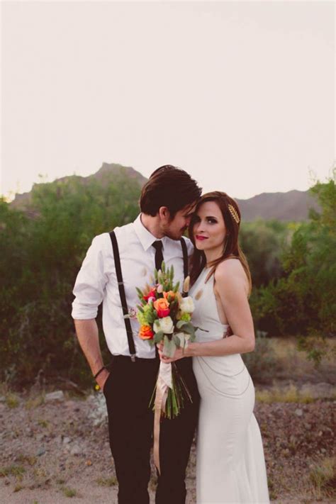 Gold Accented Wedding in Tonto National Forest - Junebug Weddings