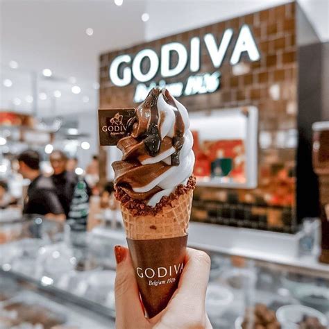 Godiva Is Offering 1-For-1 On Chocolate Twist Soft Serve From Now Till ...