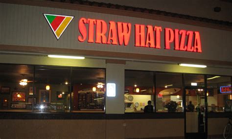 Franchise Information | Straw Hat Pizza