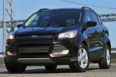 Used 2016 Ford Escape SE SUV Review & Ratings | Edmunds