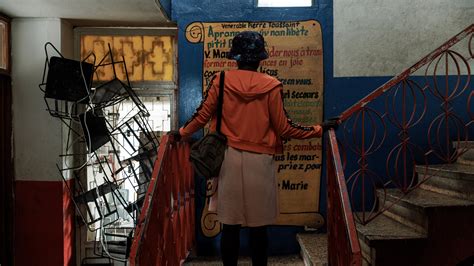 A Mother in Haiti Watches Her Child’s Gang Killing - The New York Times