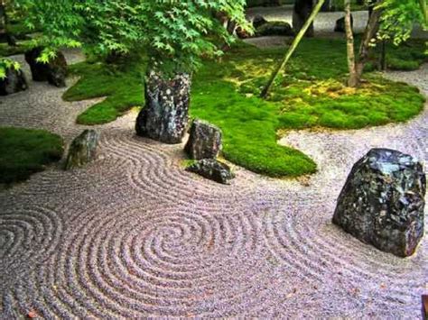 15+ Beautiful Zen Garden Design Ideas For Your Backyard | Japanese rock garden, Mini zen garden ...