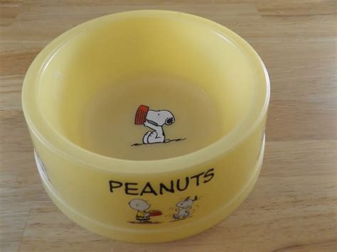 Vintage Snoopy Dog Bowl / Peanuts Bowl / United Features / Schultz / 60 ...