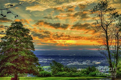 Lookout Mountain Sunrise Chattanooga Tennessee Art Photograph by Reid ...