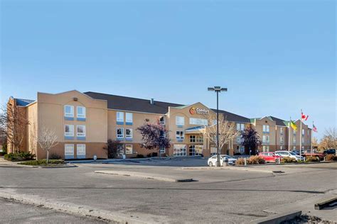 Comfort Inn & Suites Moose Jaw, SK - See Discounts