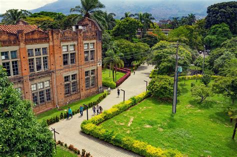 Universidad Nacional de Colombia : Sede Medellin - La Sede en los Medios