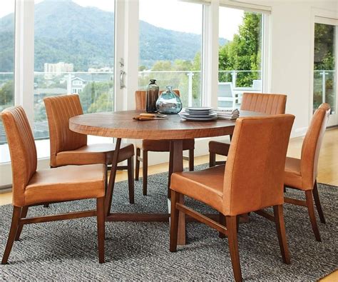 Oliver Round Extension Dining Table - Dania Furniture