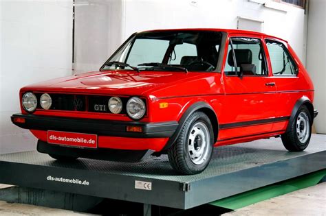 Volkwagen Golf 1 GTI 1982 - thecoolcars.nl