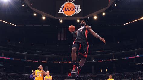 Lebron James Dunk Wallpapers Desktop Backgrounds For Free Hd | The Best ...