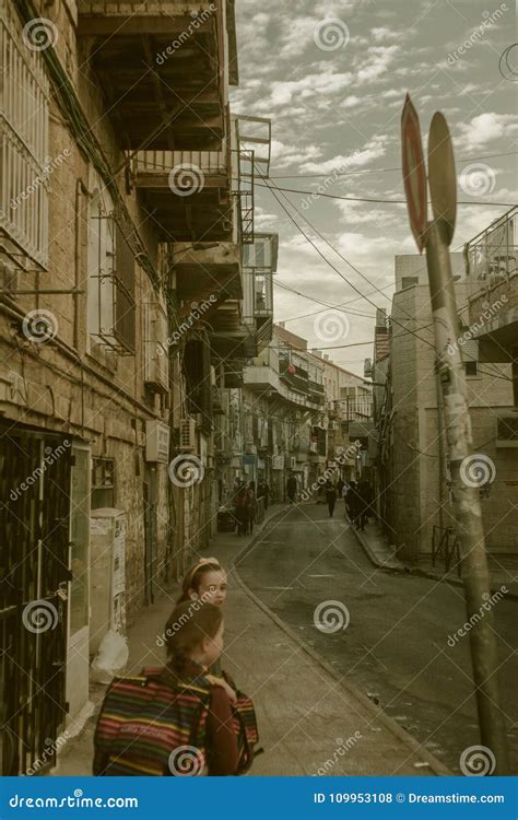 Mea Shearim in Jerusalem in Israel Editorial Stock Photo - Image of ...