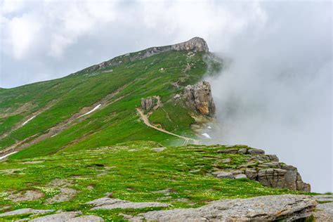 Active trip in a legendary destination: Bucegi Mountains in Romania!