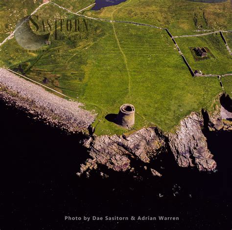 Broch of Mousa, the tallest still standing broch in the world, Island ...