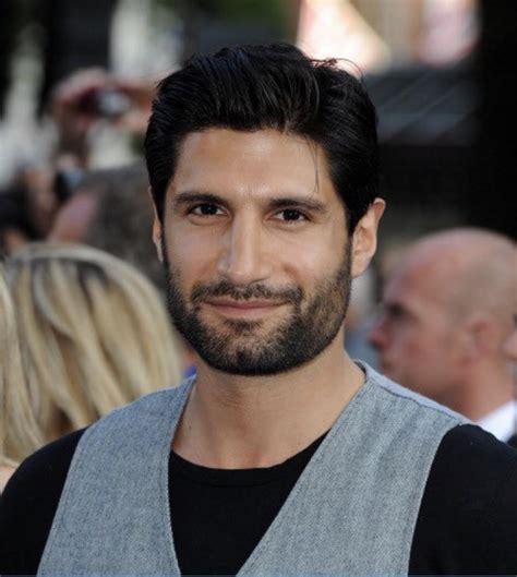 Kayvan Novak aka Nandor the Relentless : r/LadyBoners