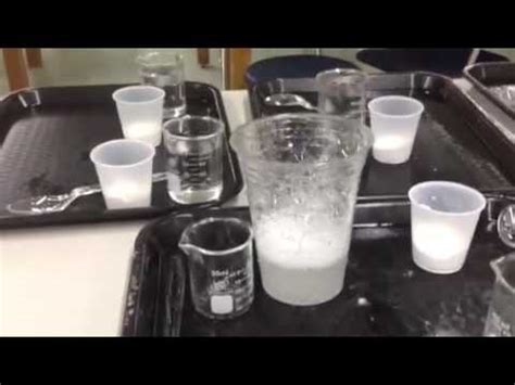 Baking Soda and Vinegar pH Test - YouTube