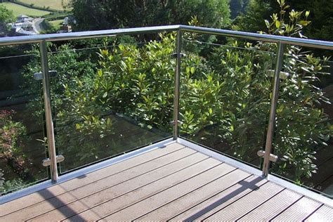 MODERN GLASS RAILING DESIGN IDEAS | Aquaview Glass Pool Fences & Railing Systems