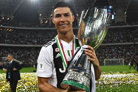 Gol Tunggal Ronaldo Bawa Juventus Juara Supercoppa Italia - Vivagoal.com