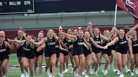 USC cheerleaders and Carolina Girls dance team prepare for season | wltx.com