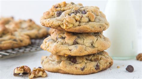 Levain Chocolate Chip Cookies Copycat Recipe