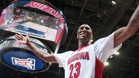 Rondae Hollis-Jefferson slips and falls on dunk - Sports Illustrated