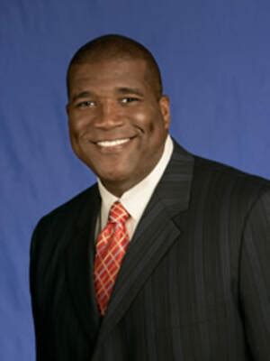 Curt Menefee | Premiere Speakers Bureau