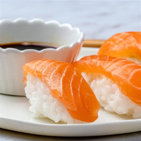 4 Easy Sushi Recipes - How To Make Sushi At Home Like A Pro ...