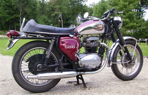 File:1969 BSA A50.jpg - Wikipedia