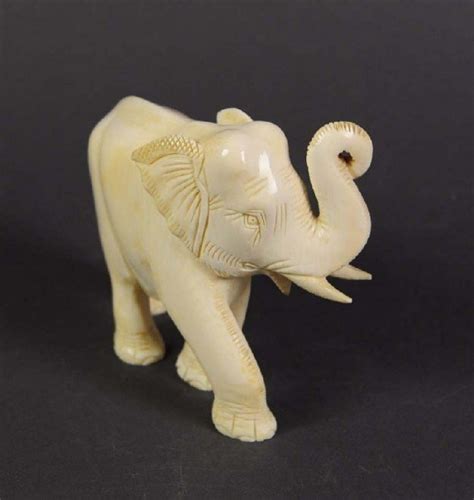 Elfenbeinfigur, Ivory sculpture, elephant, : Lot 930