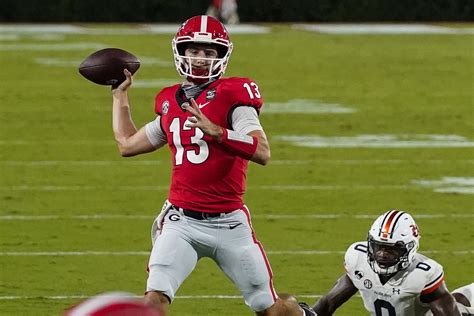 Georgia’s Stetson Bennett ‘plays with confidence’