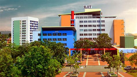 Crisis hits SLIIT Campus - Sri Lanka