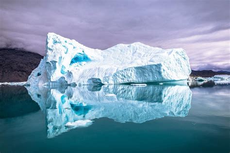 Icebergs in Greenland: Breathtaking photos show their true beauty