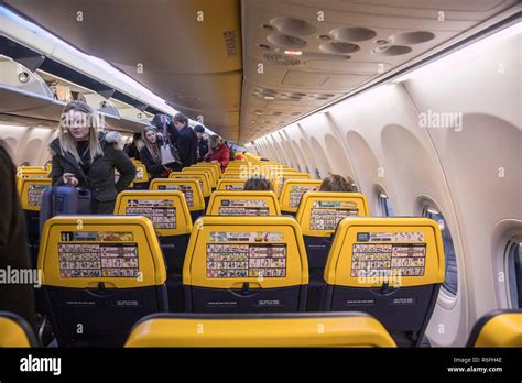 Ryanair boeing 737 800 cabin interior hi-res stock photography and images - Alamy