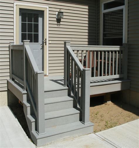 10+ Stunning Outdoor Stair Design Ideas For Your Home Exterior | Exterior stair railing ...