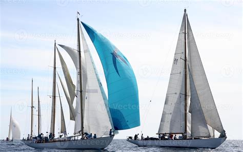 sailing boat race 8933771 Stock Photo at Vecteezy