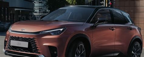 NEW LEXUS CROSSOVER SUV GLOBALLY REVEALED