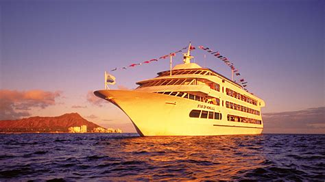 Hawaii Oahu｜Star of Honolulu｜Three Star Sunset Dinner & Show Cruise (Deluxe) - KKday